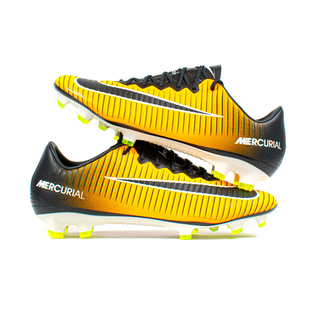 NIKE AIR ZOOM MERCURIAL SUPERFLY ELITE CR7 FG - Yellow
