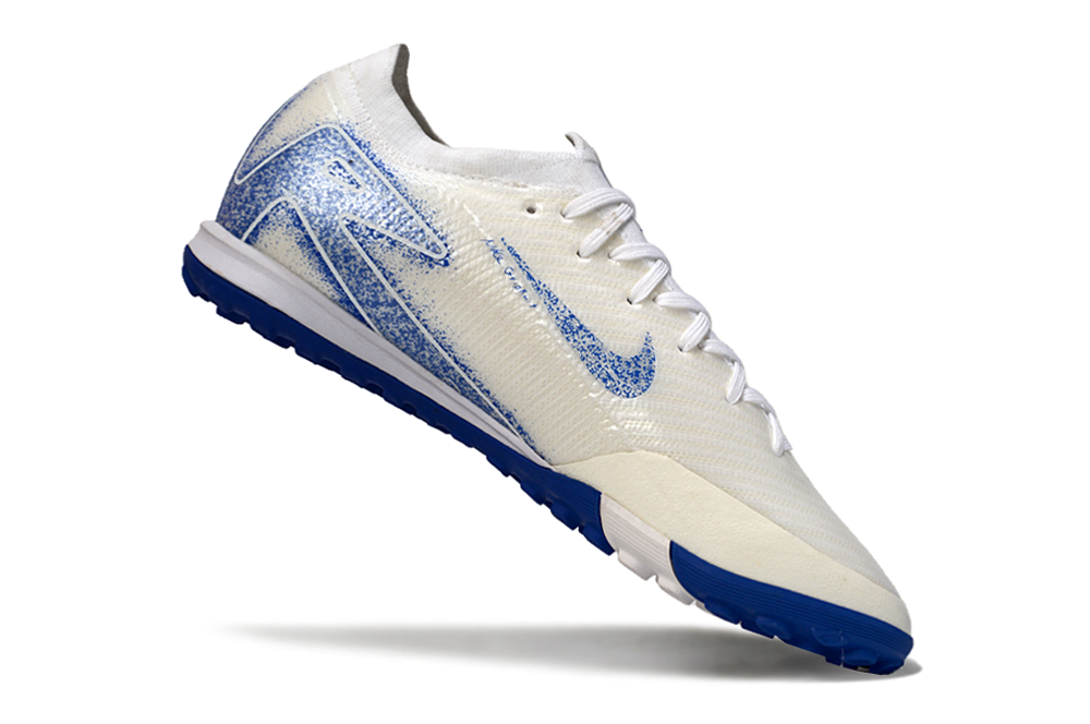 (מידות ילדים) נעלי כדורגל ״Nike״ קטרגל - White Blue