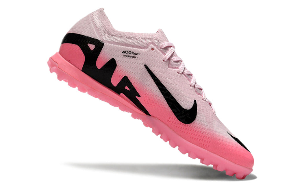 נעלי כדורגל ״Nike״ קטרגל