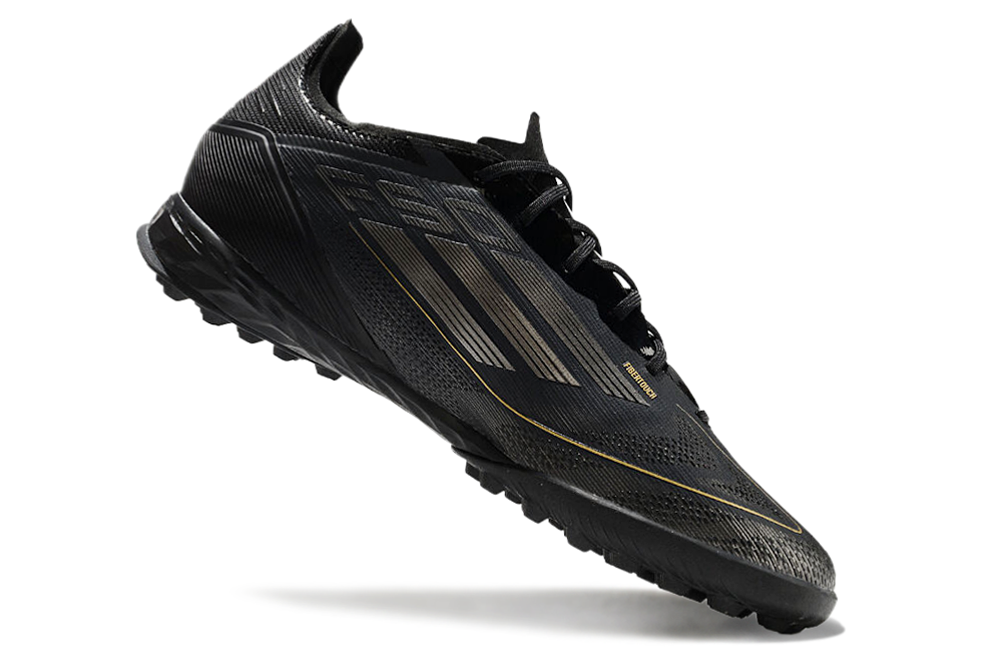 נעלי כדורגל ״Adidas״ קטרגל - Dark Grey Silver