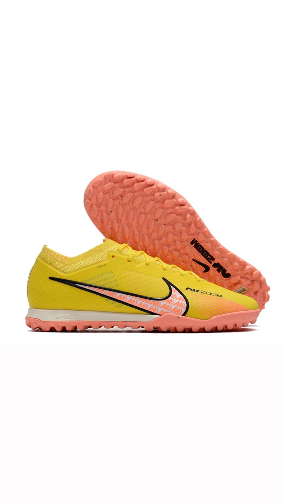 נעלי כדורגל ״Nike״ קטרגל - Yellow Peach