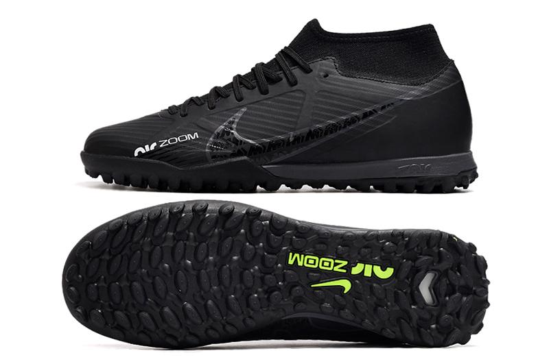 נעלי כדורגל ״Nike״ קטרגל