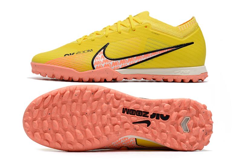 נעלי כדורגל ״Nike״ קטרגל - Yellow Peach