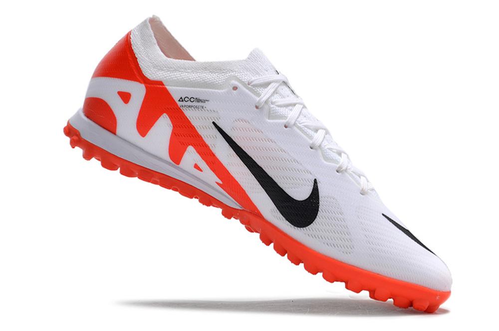 נעלי כדורגל ״Nike״ קטרגל - White Red Orange