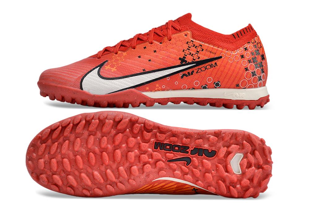 נעלי כדורגל ״Nike״ קטרגל - Red Coral White