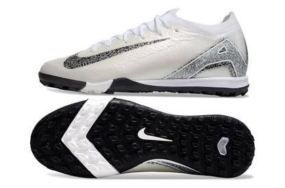 נעלי כדורגל ״Nike״ קטרגל
